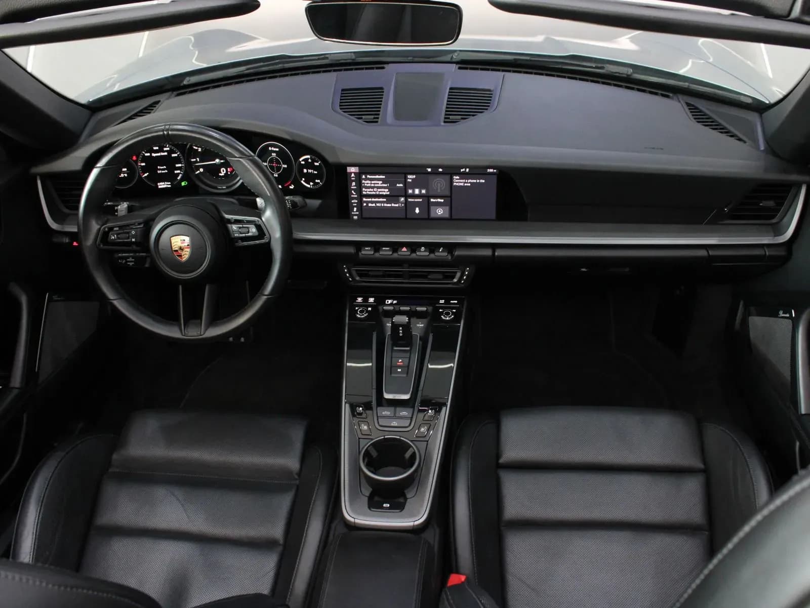 Porsche 911 Carrera S - view 10