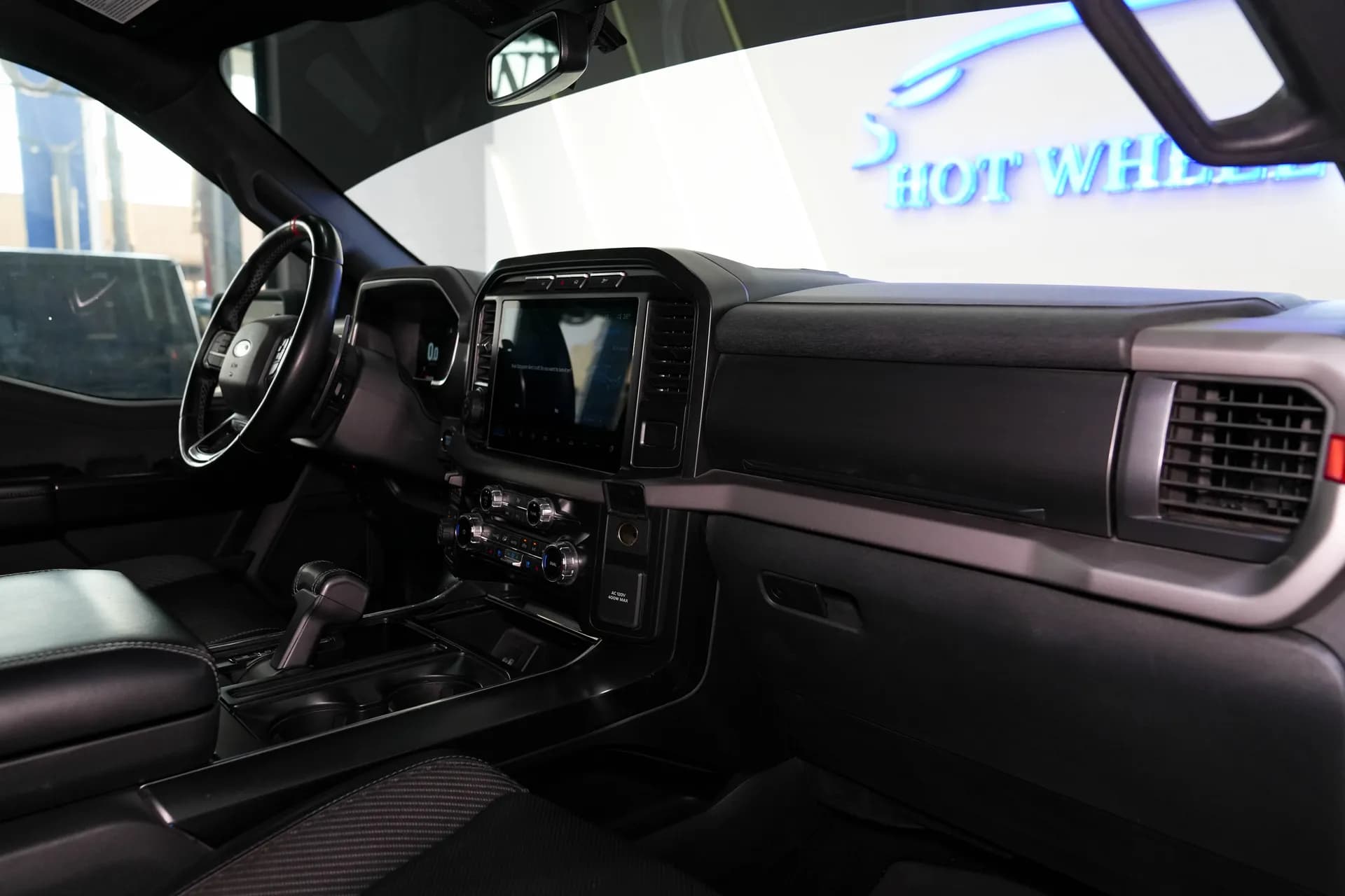 FORD F-150 RAPTOR - view 10