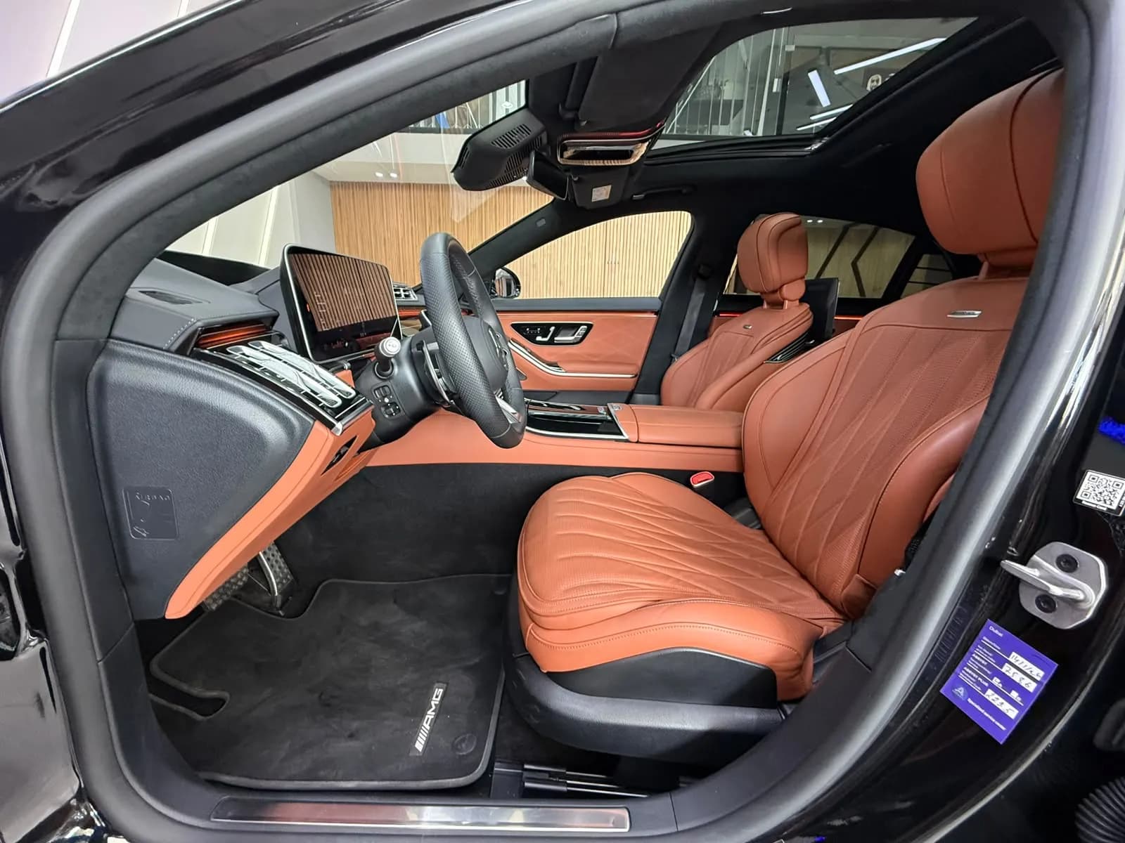 Mercedes-Benz S63 AMG - view 5