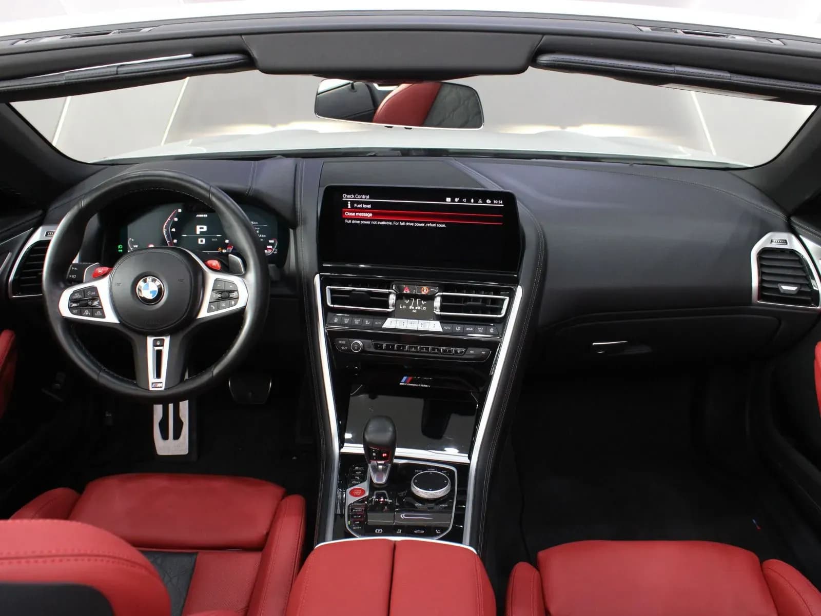 BMW M8 Convertible - view 4