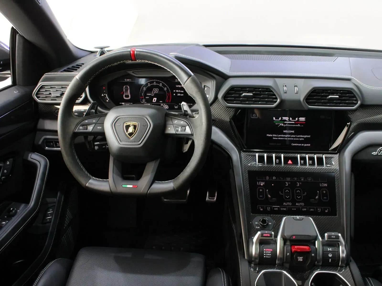 Lamborghini Urus Performante - view 6