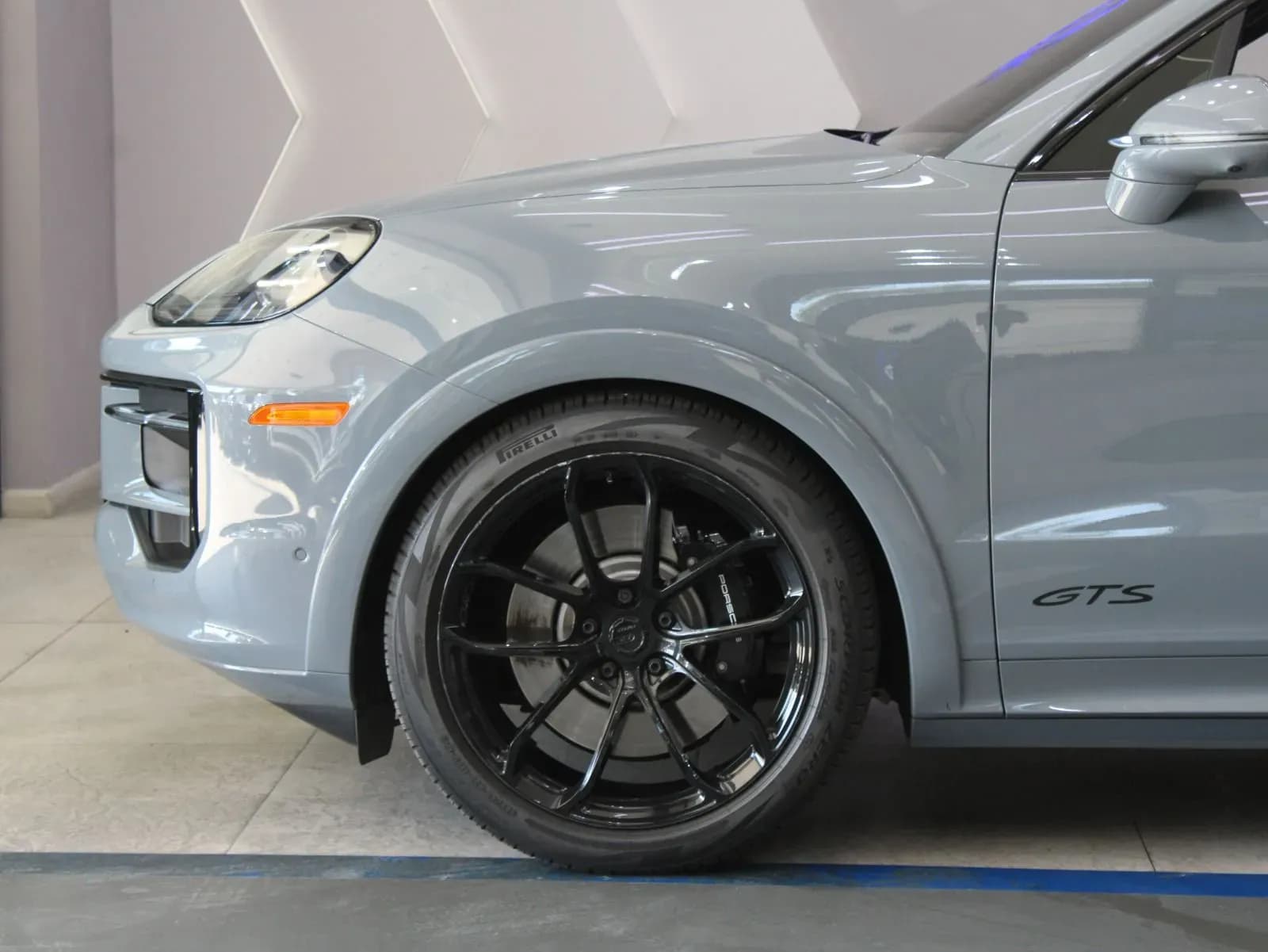 Porsche Cayenne GTS - view 7