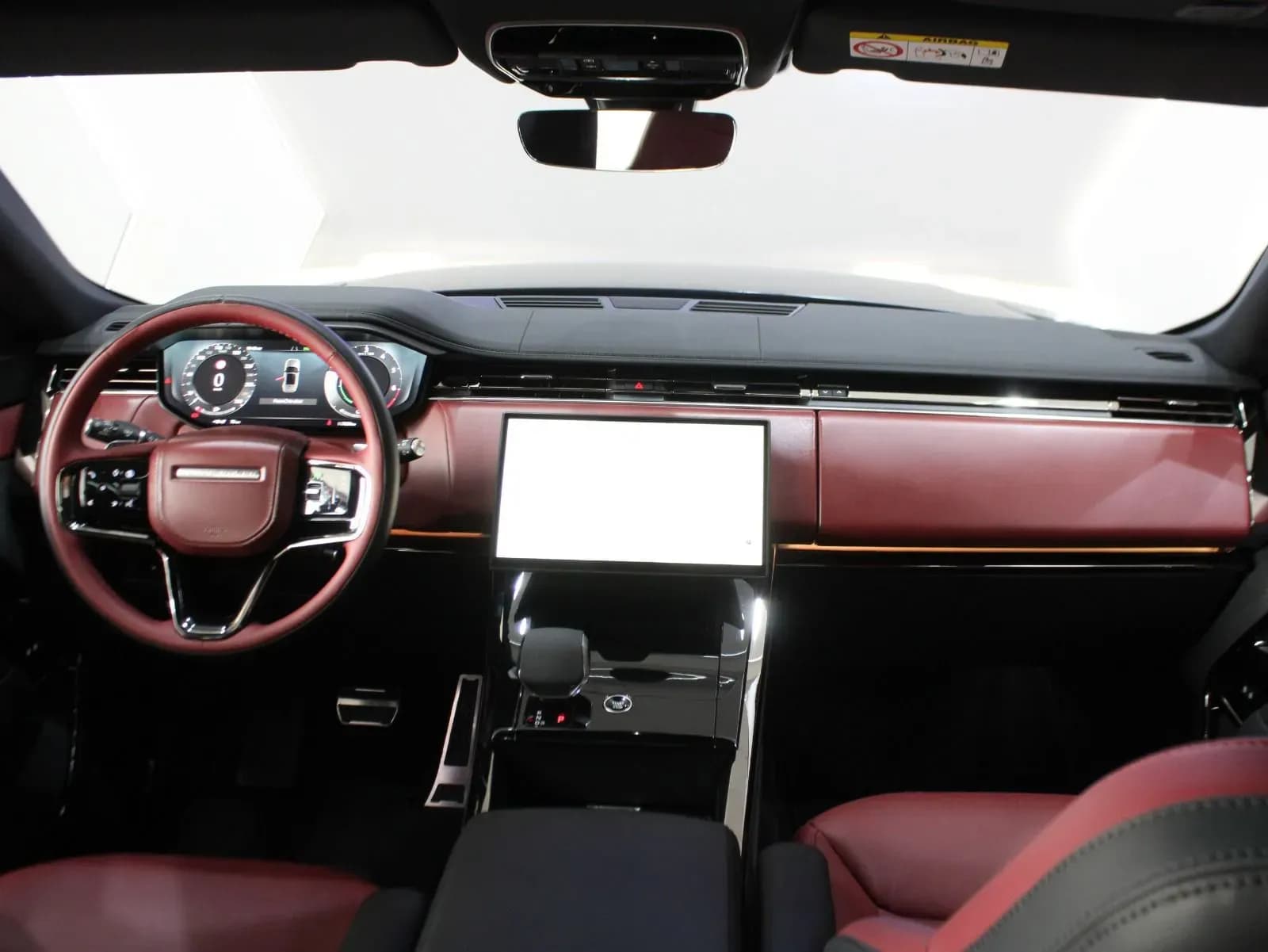 Land Rover Range Rover Sport P510e - view 3