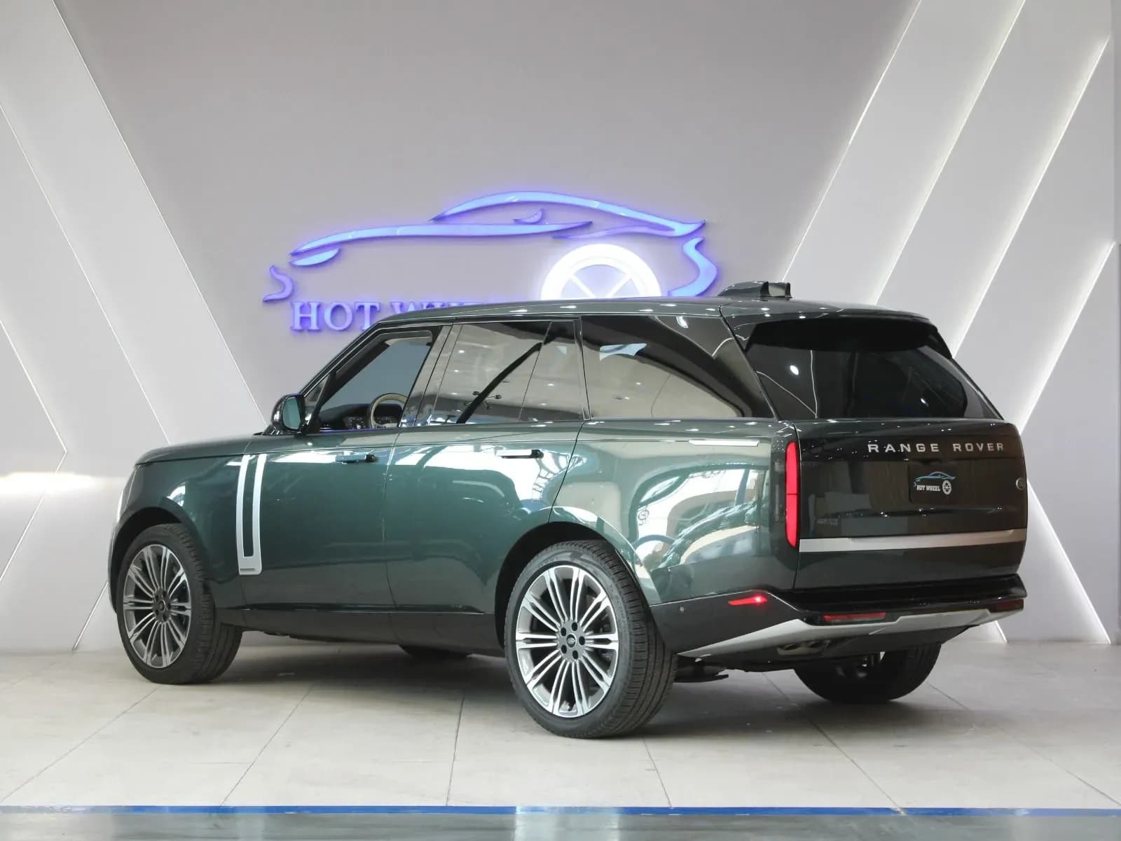 Land Rover Range Rover Vogue Autobiography - view 2