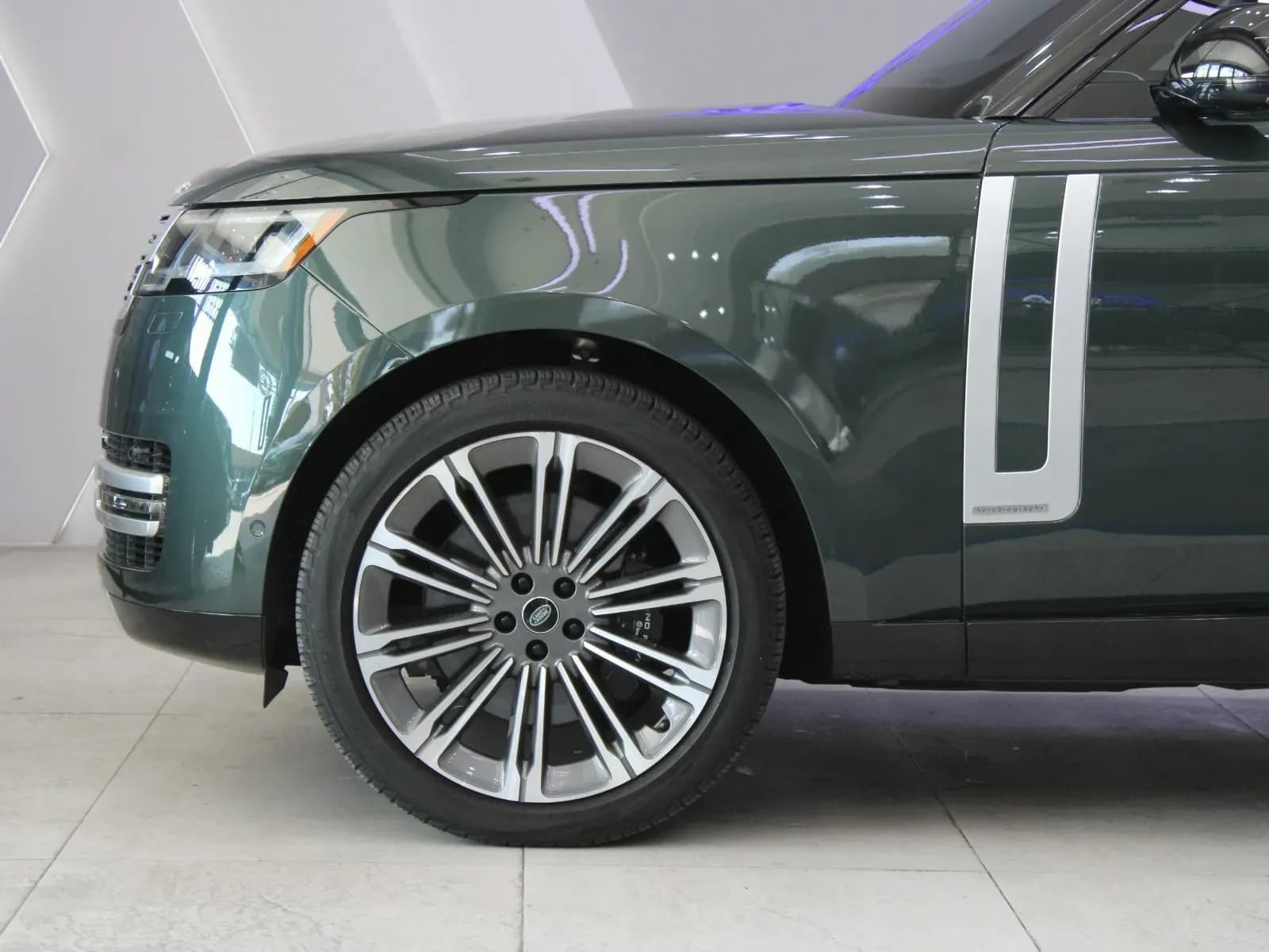 Land Rover Range Rover Vogue Autobiography - view 6